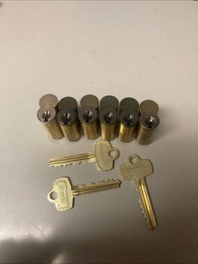 Used Best SFIC Key Cores. Set of 6 With (2) Master Keys & (1) control key.